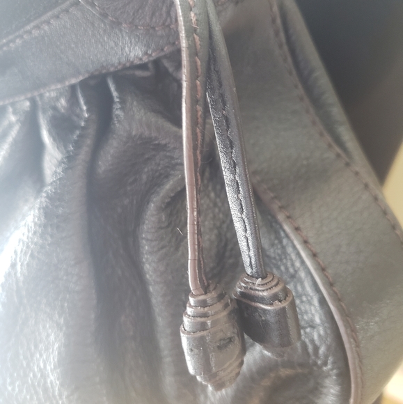 Authentic Cole Haan Leather Purse - Picture 8 of 12